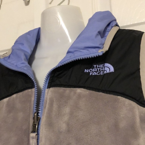 Girls North Reversible Vest - Picture 4 of 12